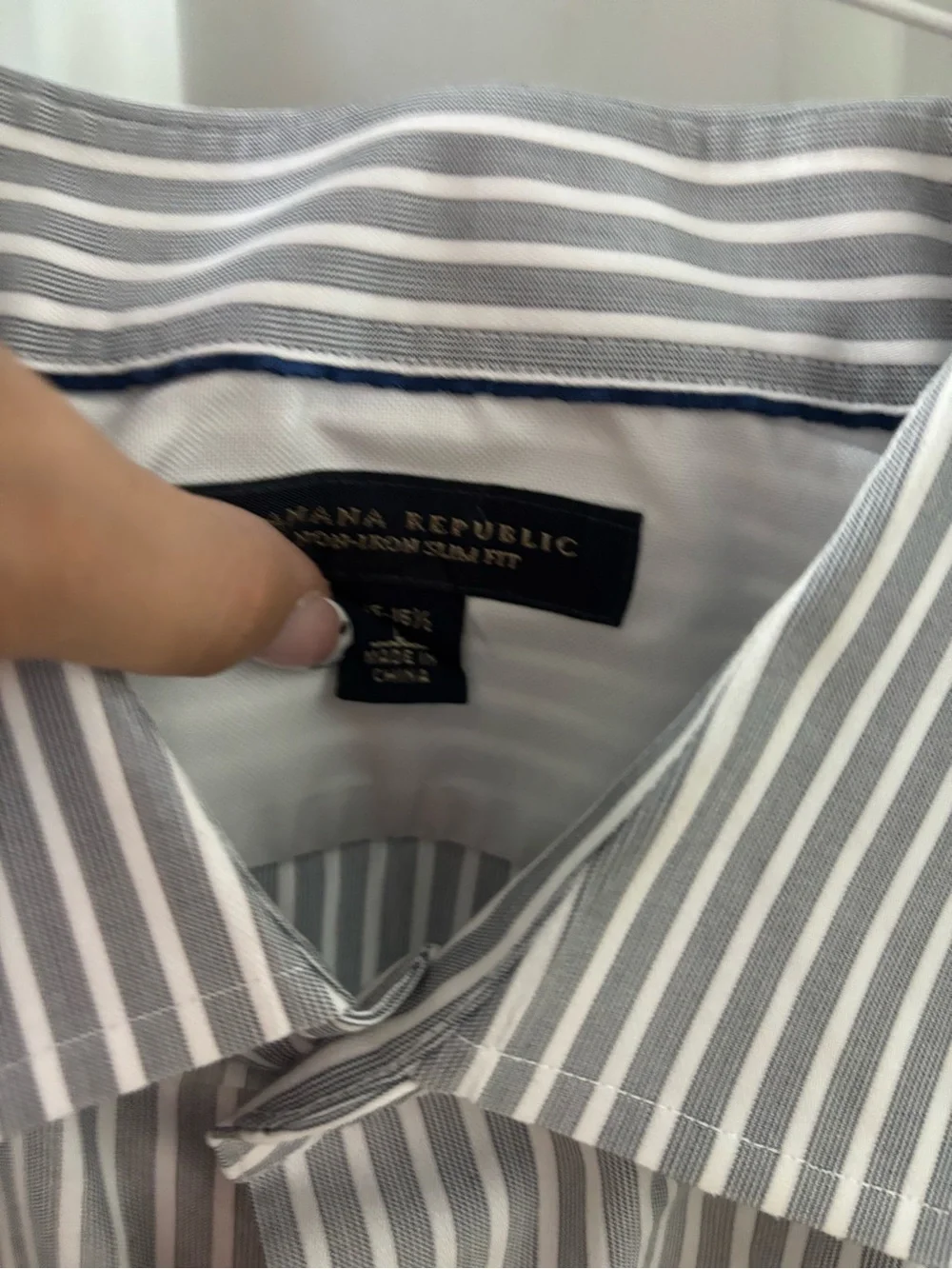 Banana Republic Men's Gray & White Vertical Stripe Dress Shirt